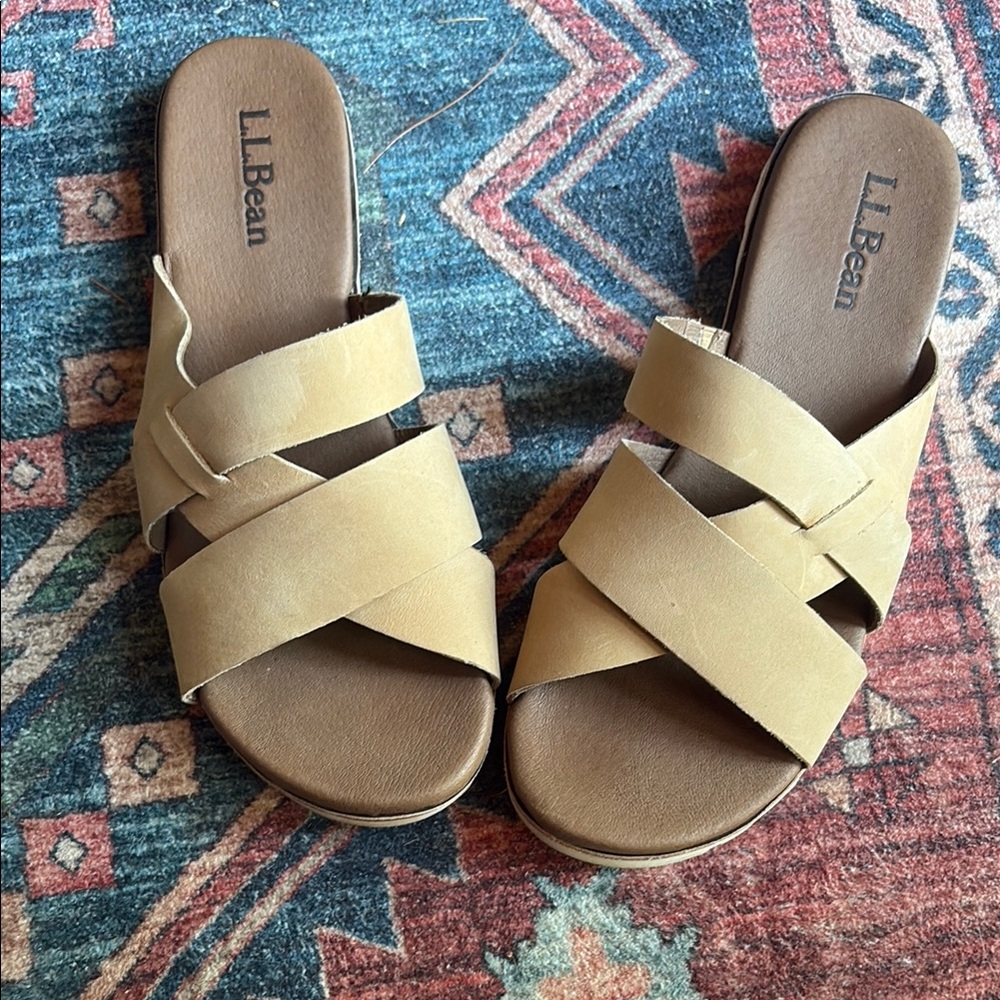 L.L. Bean Tan Sandals with Crisscross Straps and Cushioned Footbed